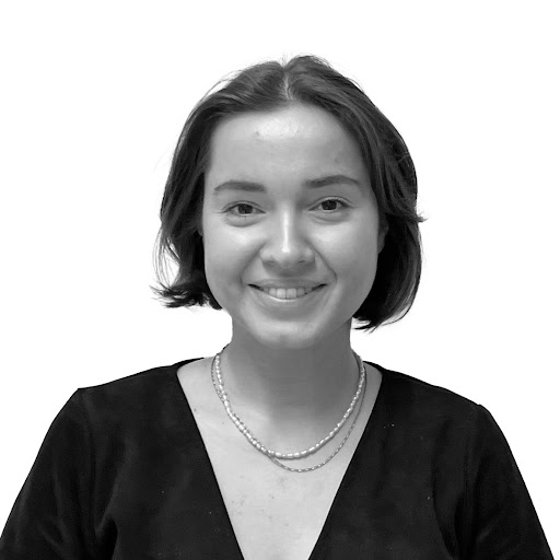 Judit Szöllősi dark