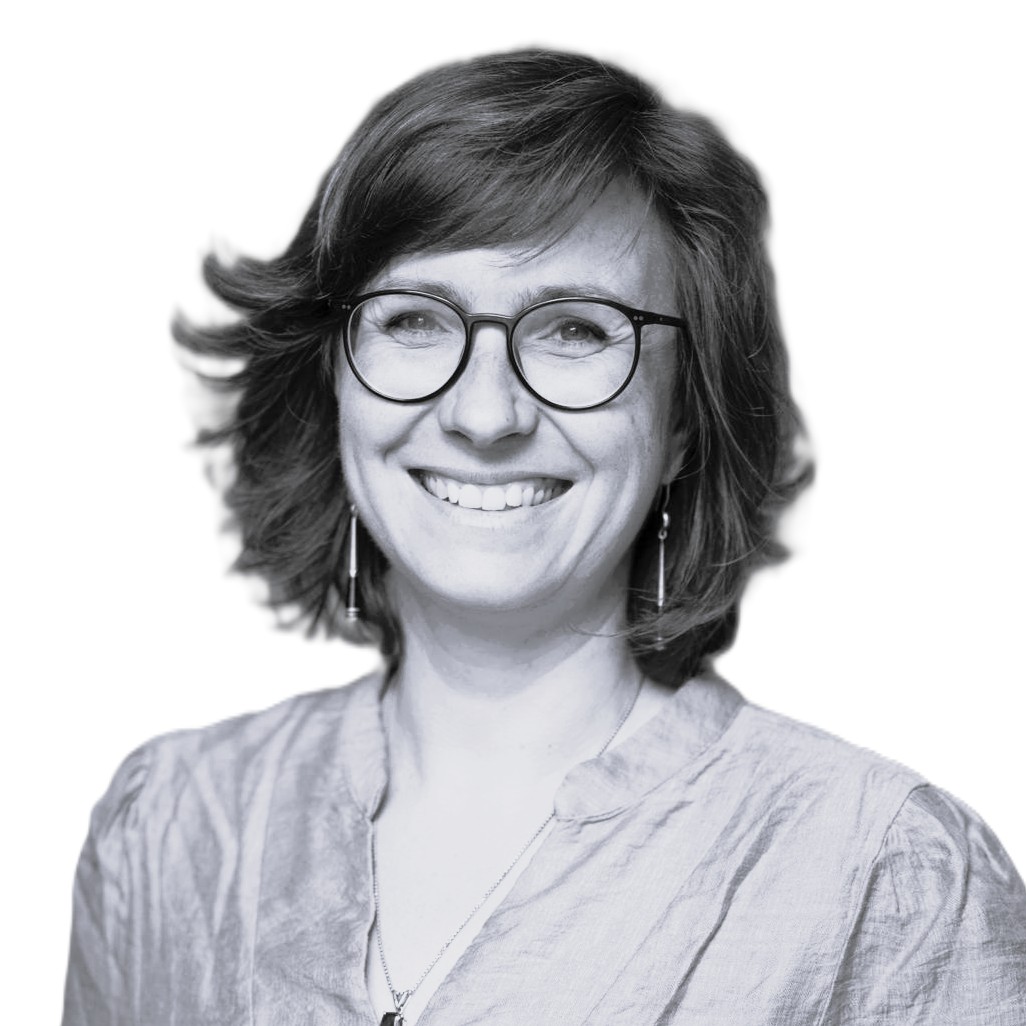 Dr. Anne-Kathrin Zschiegner dark